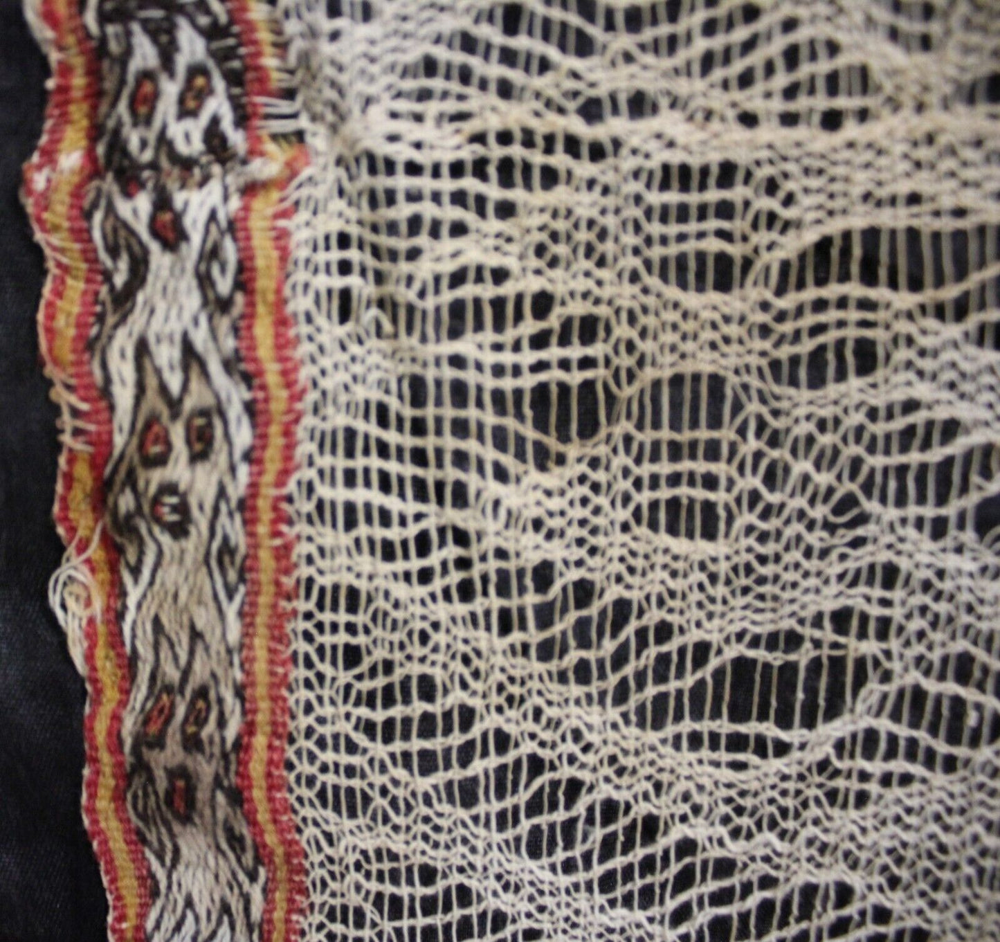 Authentic Pre Columbian Artifact Chancay Lace Textile Shroud Spooky Spirits COA