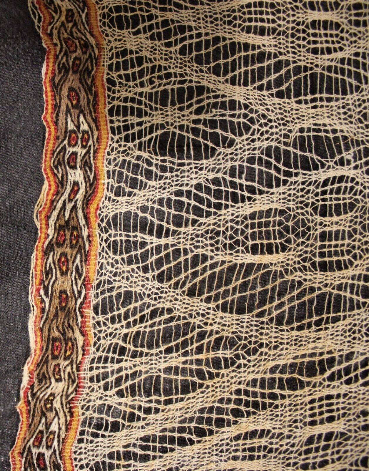 Authentic Pre Columbian Artifact Chancay Lace Textile Shroud Spooky Spirits COA