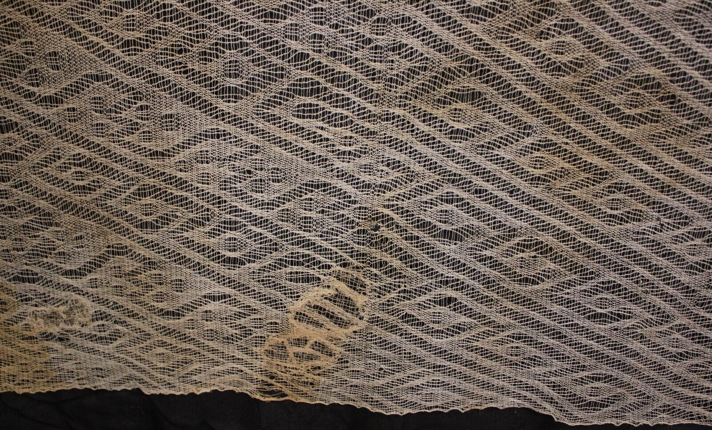 Authentic Pre Columbian Artifact Chancay Lace Textile Shroud Spooky Spirits COA