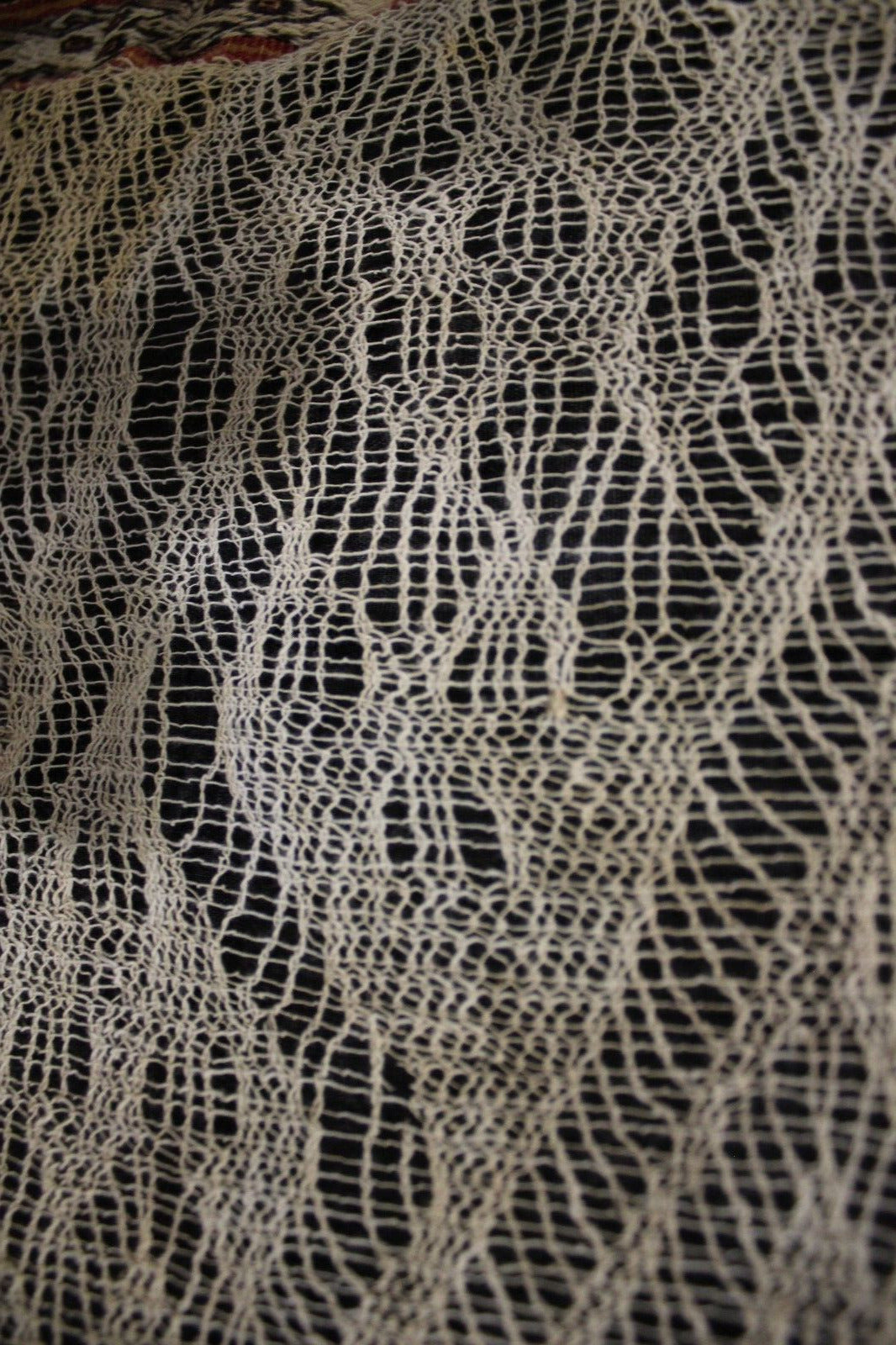 Authentic Pre Columbian Artifact Chancay Lace Textile Shroud Spooky Spirits COA