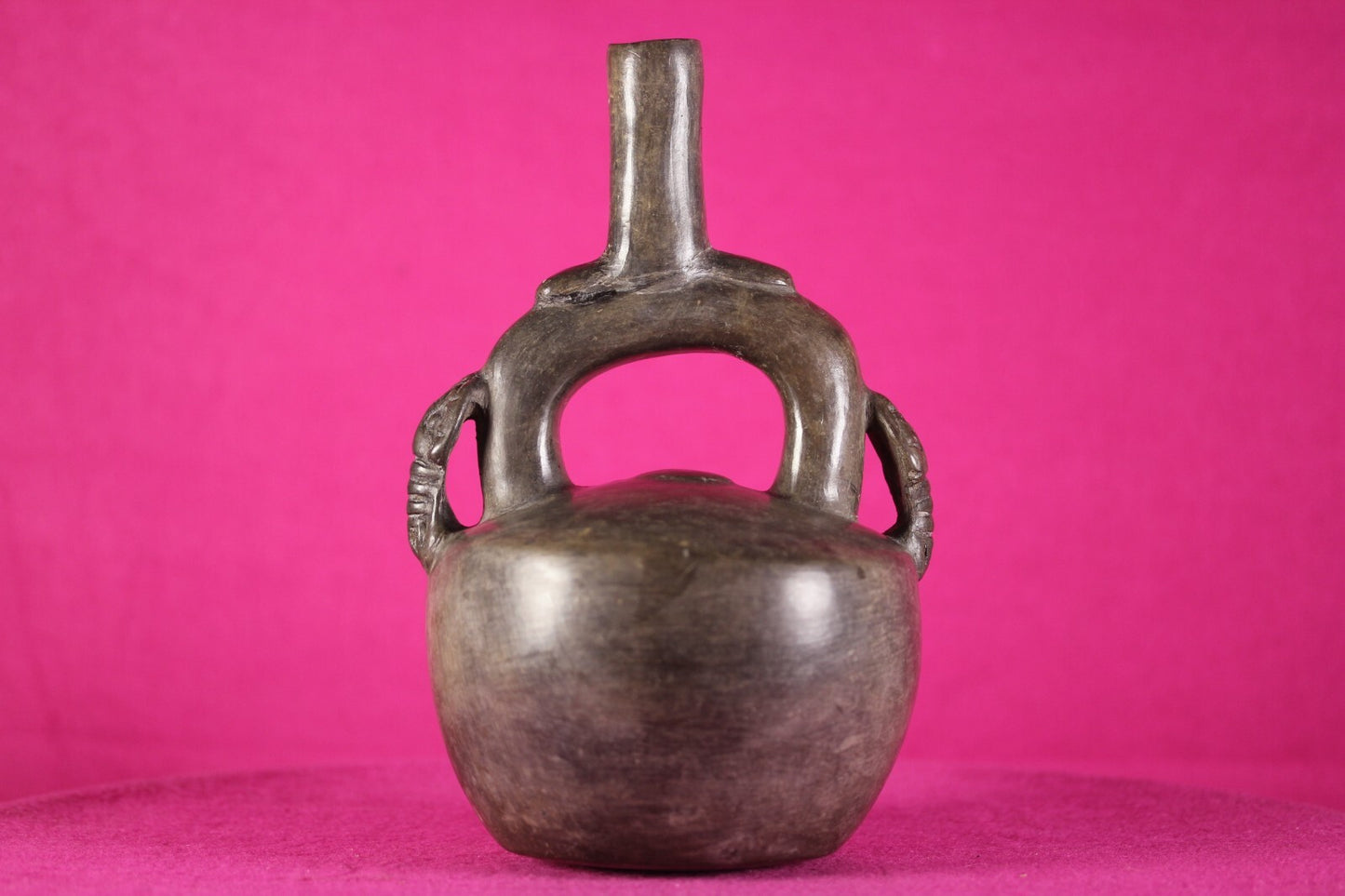 Authentic Pre Columbian Artifact Lobster  Pottery Jar 750-1375 AD Sican Peru J49